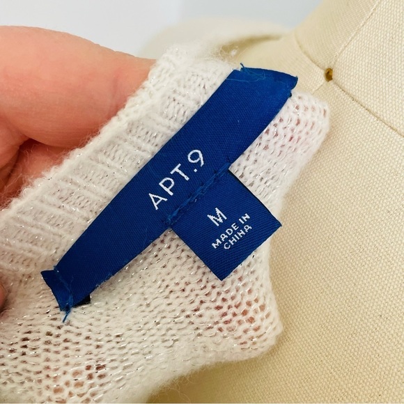 Apt. 9 Twinkle and Sparkle Sequin CreamFuzzy Sweater- Size Medium - Picture 5 of 5